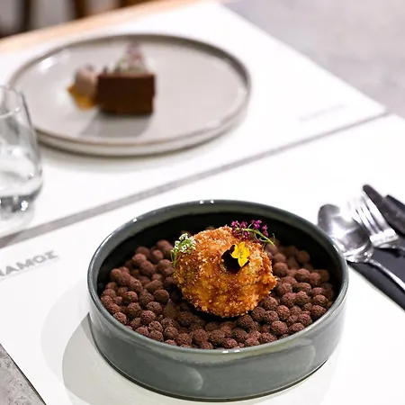 Skiathos Thalassa Cape Hotel, Philian And