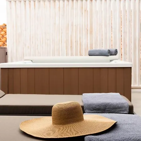 Skiathos Thalassa Cape Hotel, Philian And 4* Megali Ammos (Skiathos)