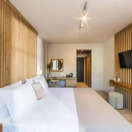 Skiathos Thalassa Cape Hotel, Philian And